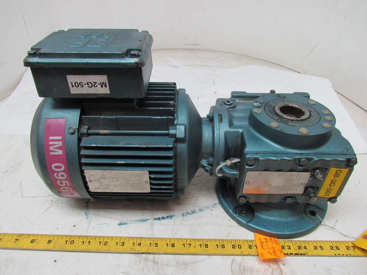 SewEurodrive Speed Reducer Gearbox 291 Ratio 1.5hp motor 230/460V 3ph