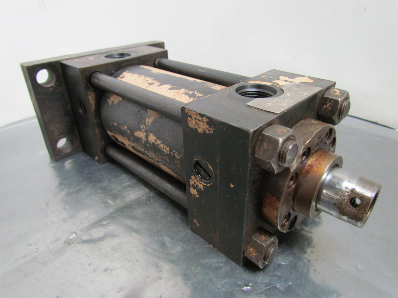 HydroLine WBN5RB2.5X3 Hydraulic cylinder 31/2" Bore 3" Stroke w/Cushions