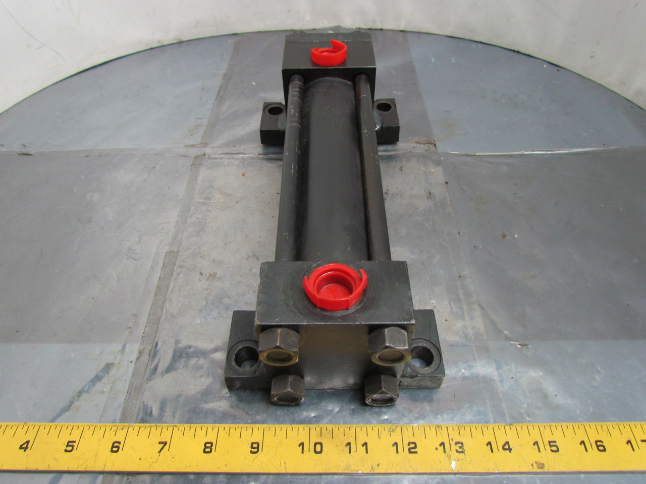 HydroLine Hydraulic Cylinder 2" Bore 53/8" Stroke Side Lugs Extended Rod