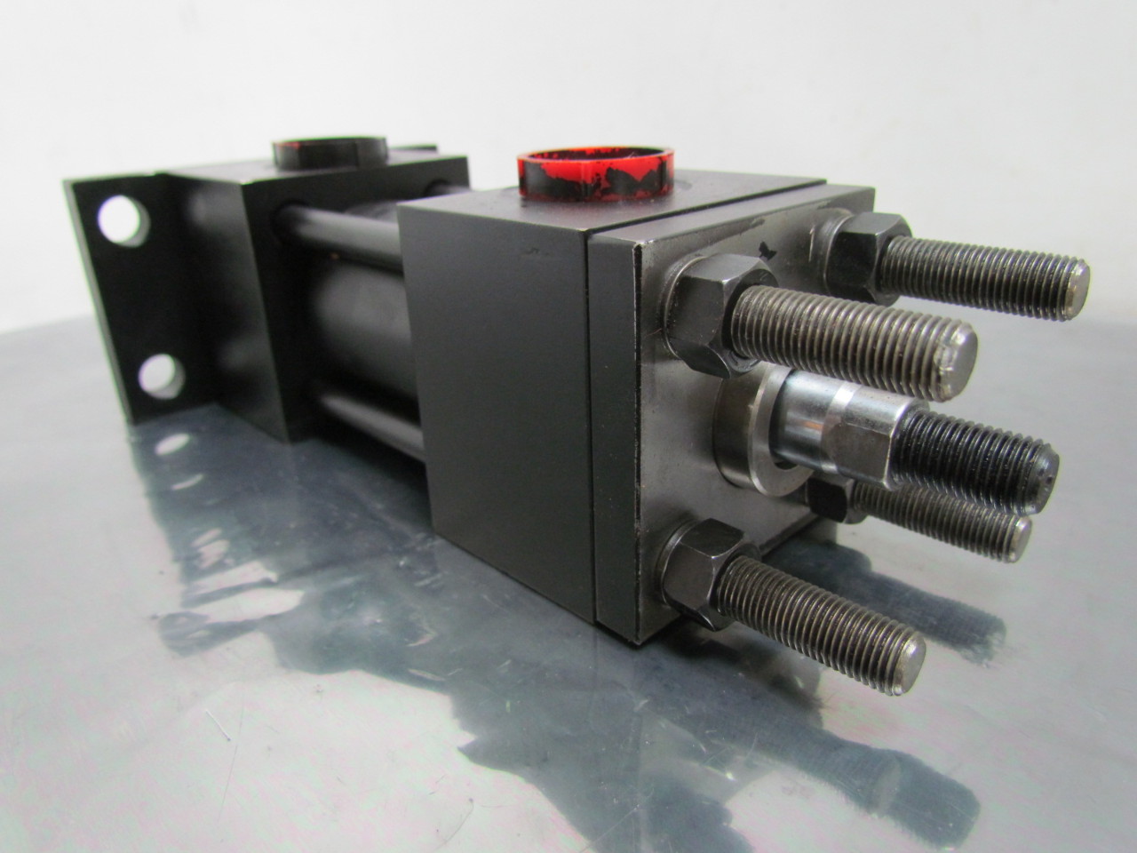 HydroLine N5FND Hydraulic Cylinder 11/2' Bore 1" Stroke Double Rod N5