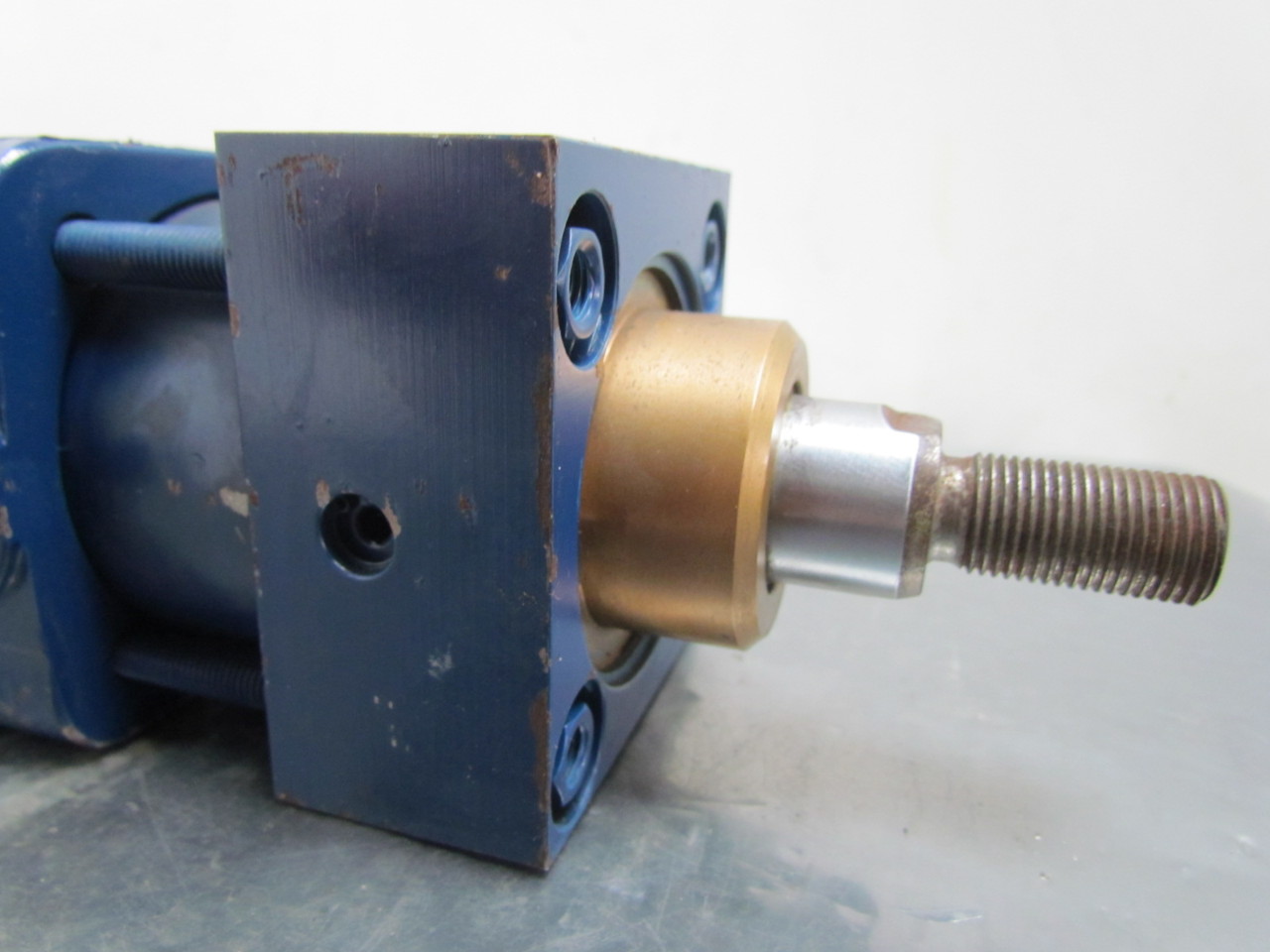 Peninsular IMH6 Pneumatic Air Cylinder 63mm Bore 45mm Stroke Trunnion