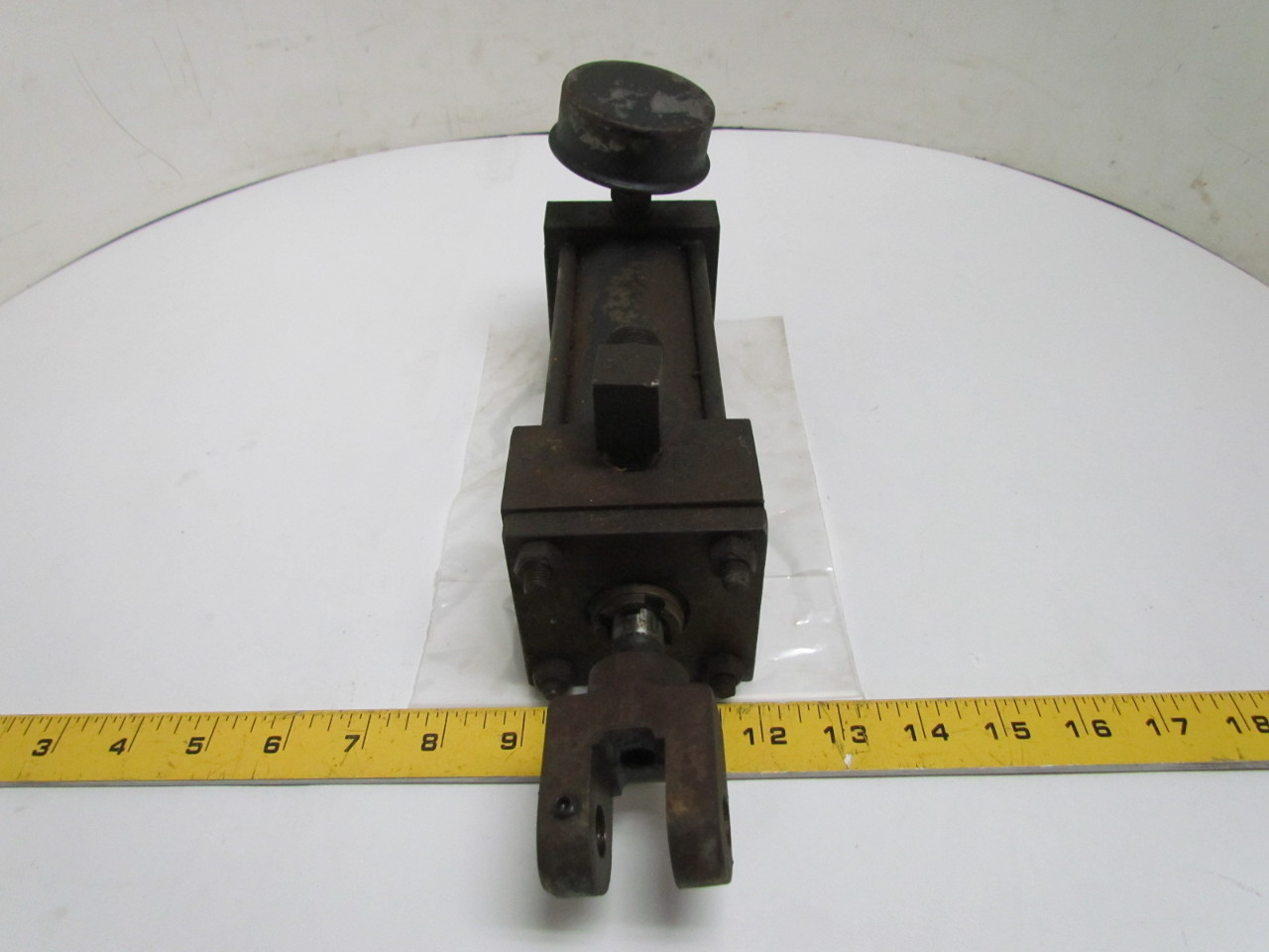 Parker BB2RAS14 Pneumatic Air Cylinder 21/2" Bore 4" Stroke Clevis