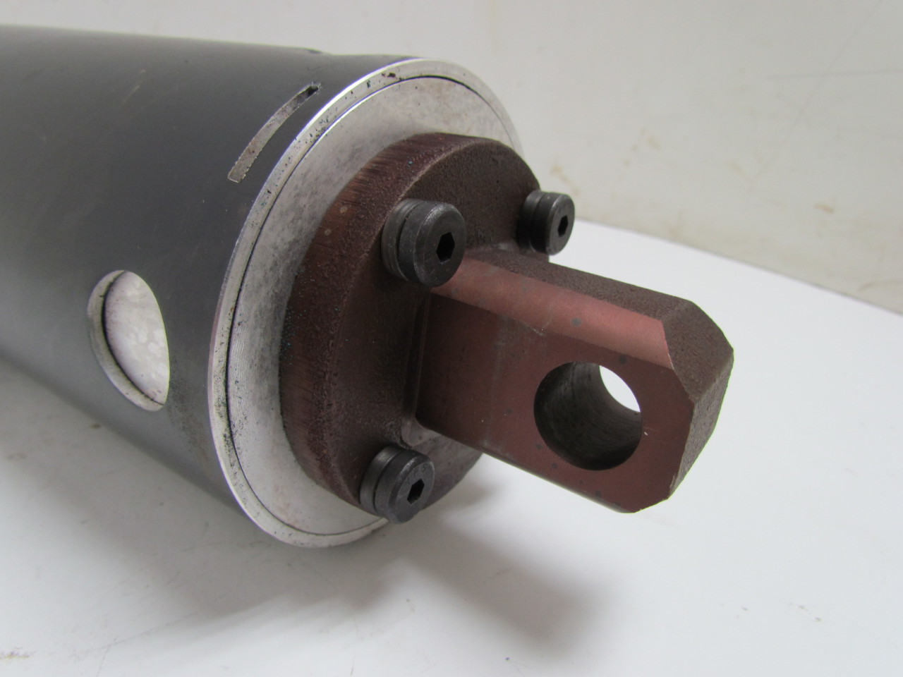 FlairLine Pneumatic Air Cylinder 4" Bore 8" Stroke Pivot Mount NFPA 150