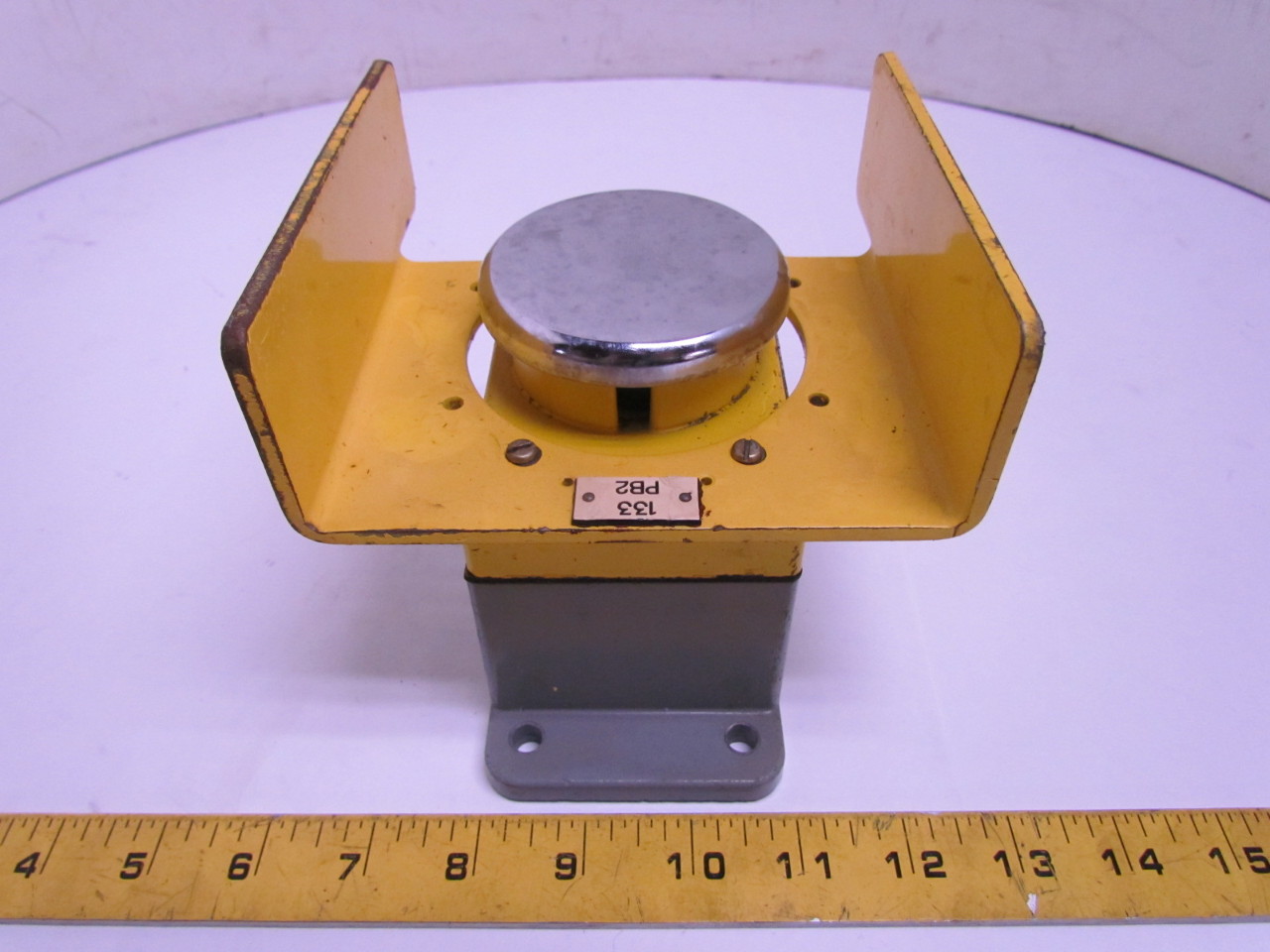 800PS2CG1B Palm Operated Surface Mount Push Button Guard Contacts 2NO