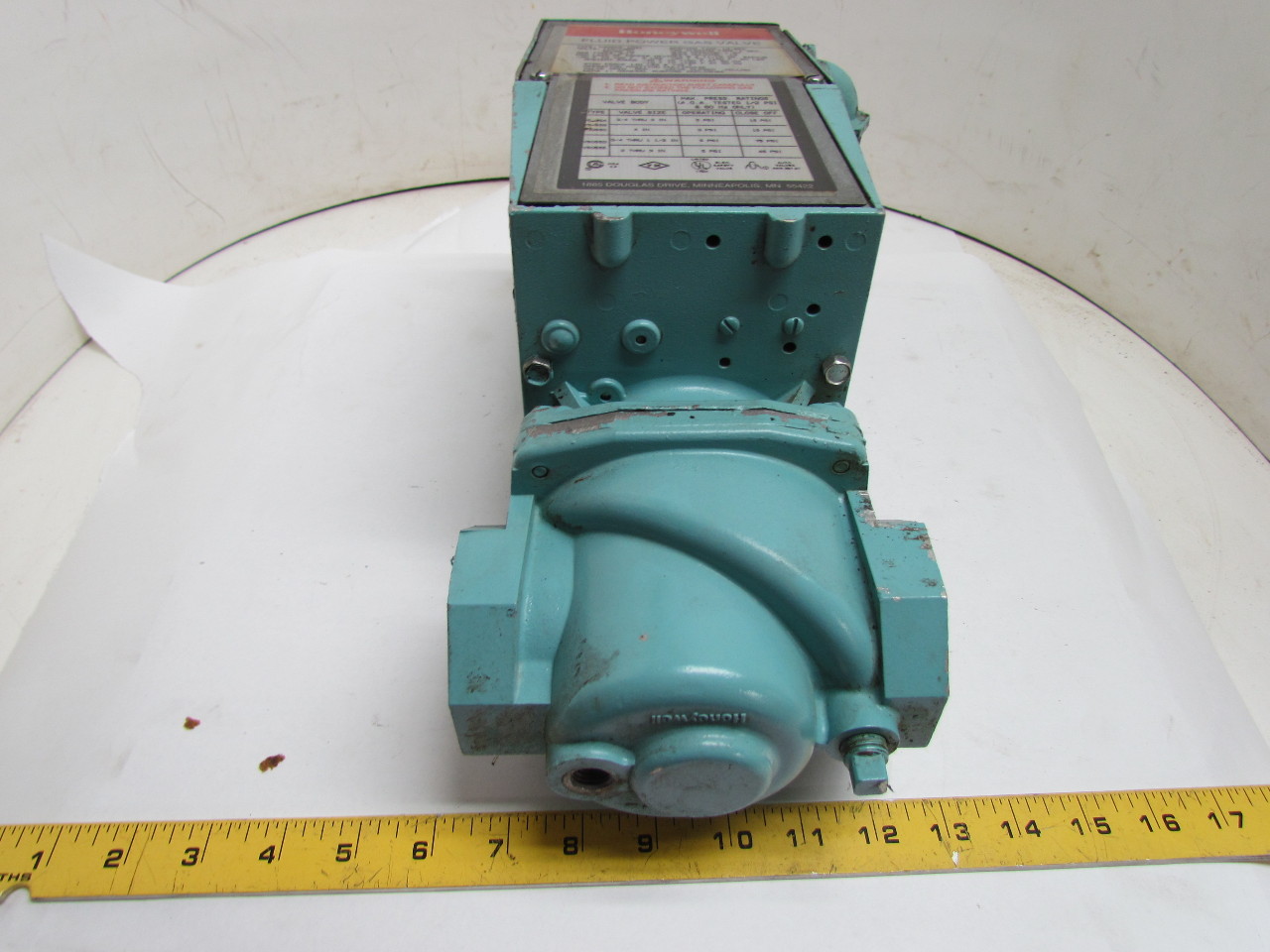 Honeywell V4055A Fluid Power Gas Valve On/Off Actuator Low Pressure