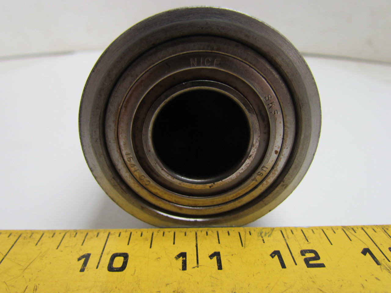 High Speed Precision Ball Bearing Steel Conveyor Roller 21/2" Dia 221