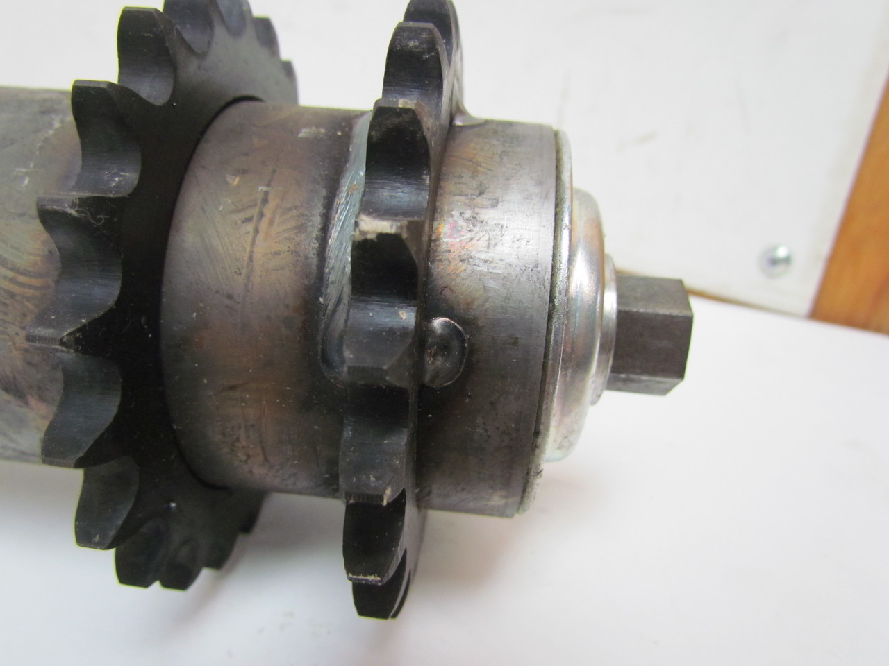 Chain Driven Double Sprocket Pallet Conveyor Roller 21/2"x39"BF 11/16