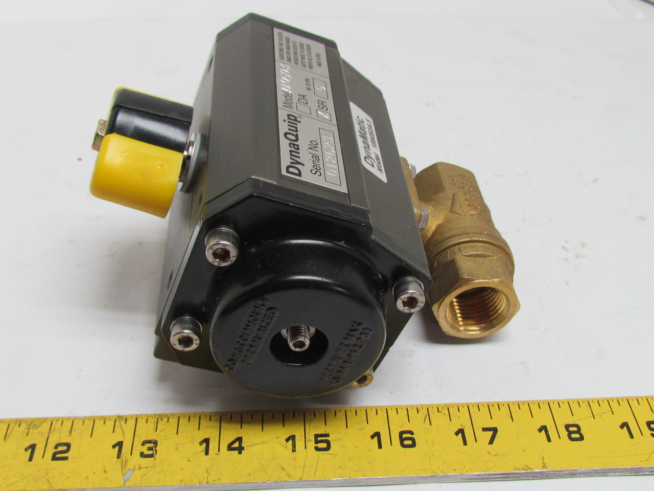 DynaQuip AP0503 Pneumatic Actuator DynaMatic 189053A.5 1/2" NPT Valve