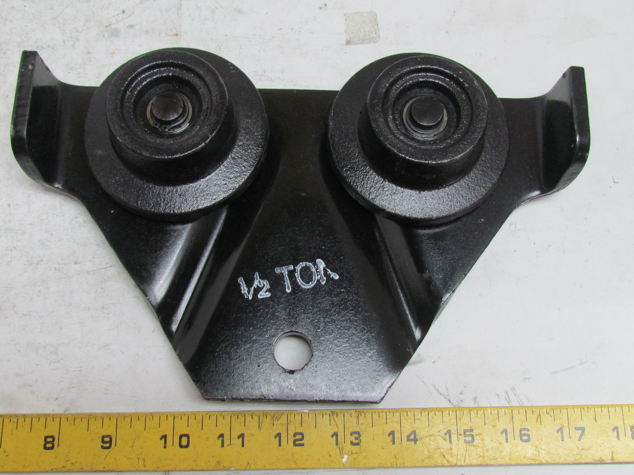 Dayton 3TP83A 1/2 Ton Ball Bearing Hoist Trolley 25/88" Beam 36"Min Radius NIB