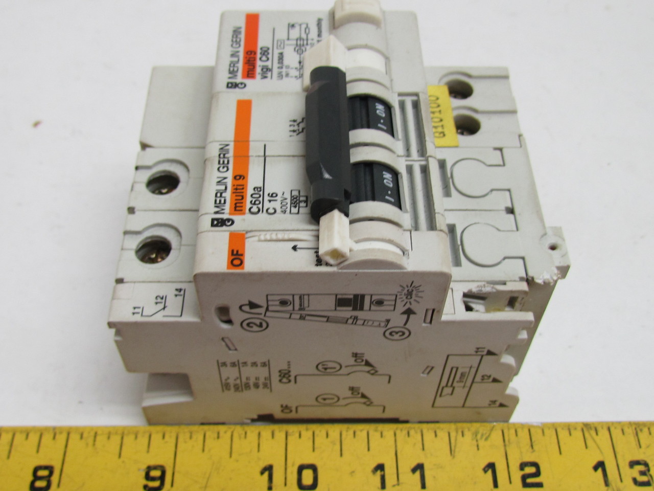 Merlin Multi 9 C60A 2-Pole Circuit Breaker C16 Amp 400V w/VIGI C60 ...
