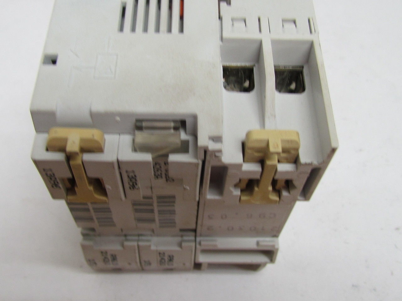 Merlin Gerin Multi 9 C60N 24263 2-Pole Circuit Breaker C1 A 400V VIGI ...