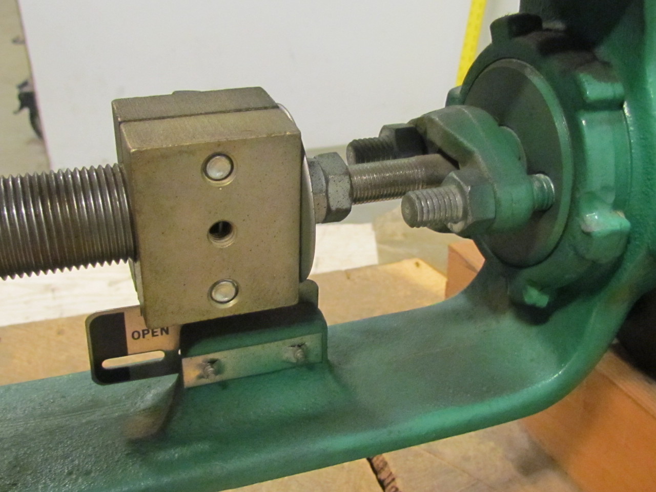 Fisher 667 Size 45 Diaphragm Actuator 4" Easye Sliding Stem Control