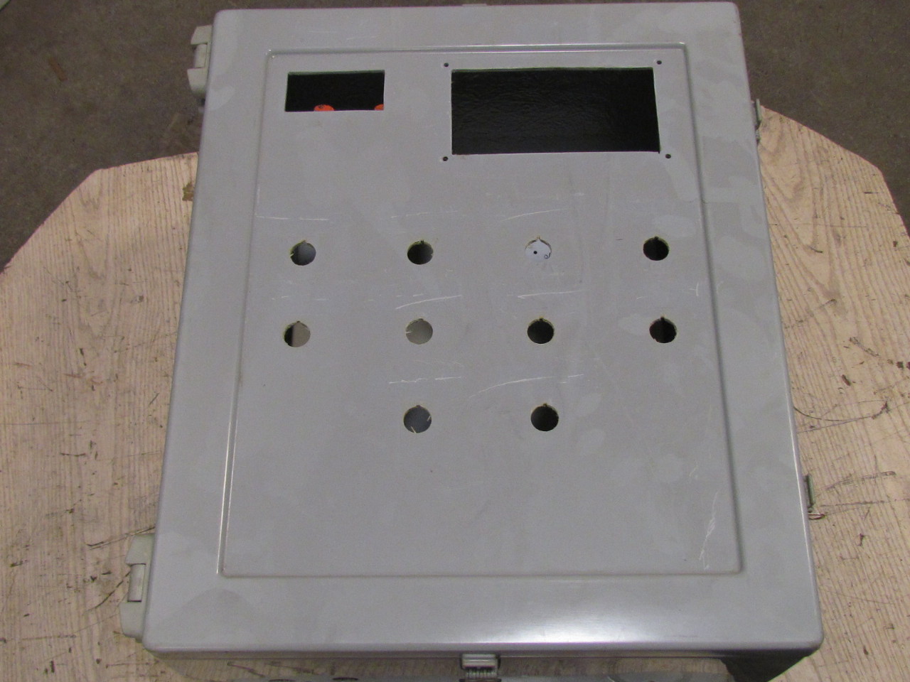 Hoffman Fiberglass Wall Mount Electrical Enclosure Box 24x20x12" w