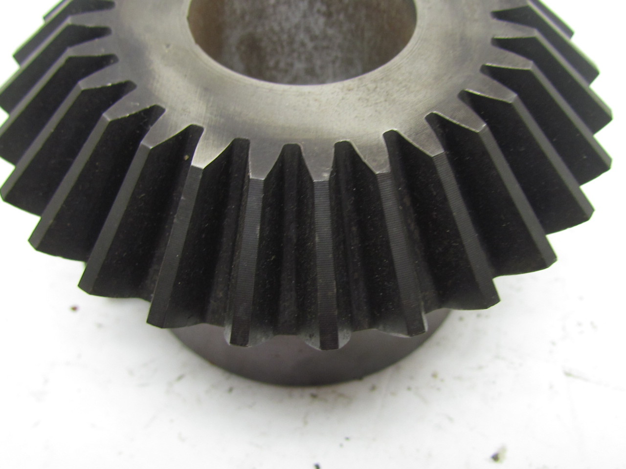 Miter Gear 28 Teeth 8 Pitch 11/4" Bore 20 Deg Pressure Angle 31/2
