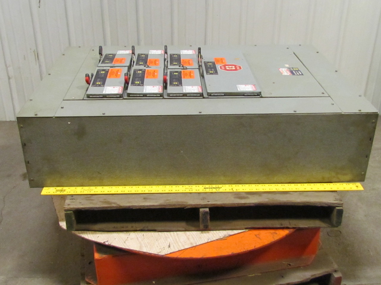 Square D QMB Panelboard 600A 480V 200A Main Breaker 3 Twin 60A Fused