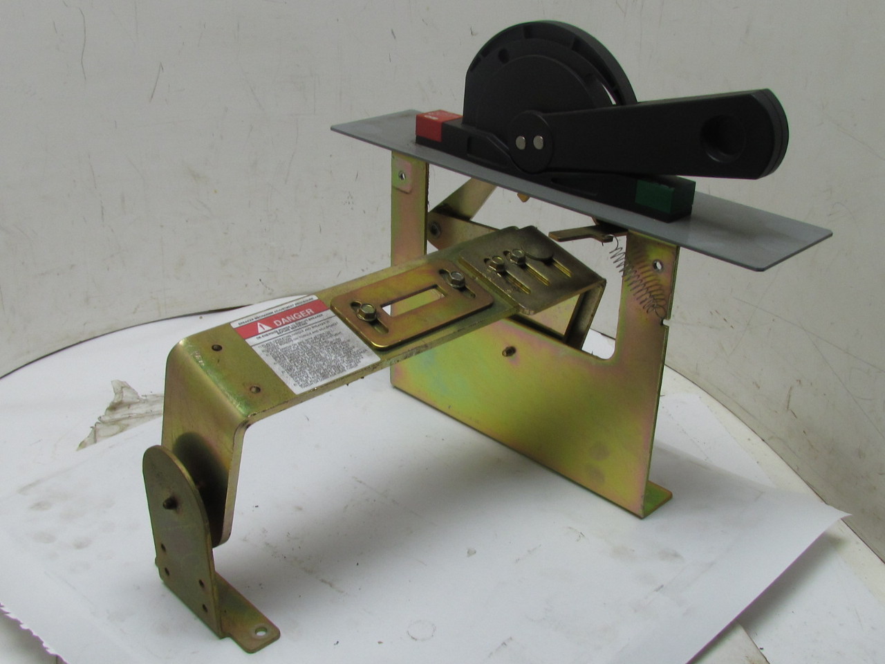 N L/M MDS Circuit Breaker Disconnect Switch Lever Handle Mechanism