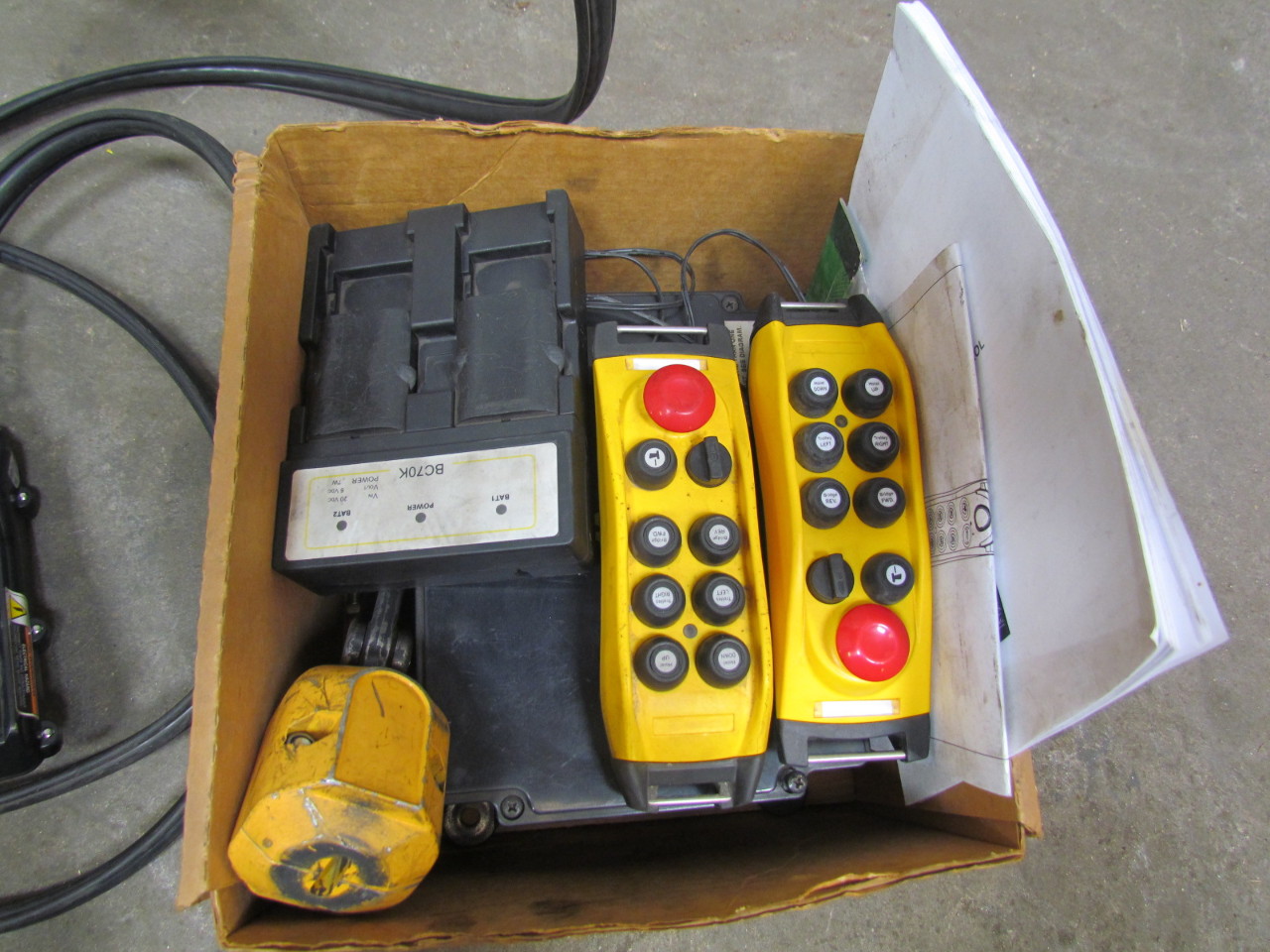 R&M Loadmate LM10 2 Ton 4000LB Electric Chain Hoist 164FPM Motor Trolley Remote eBay