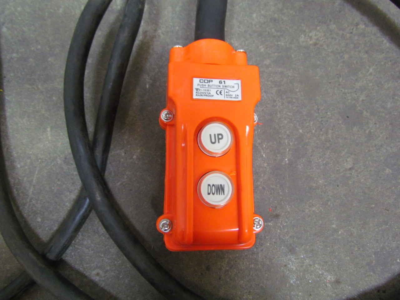 CM Lodestar R 2 Ton Electric Chain Hoist 8FPM 19'Lift 16'Pendant 230