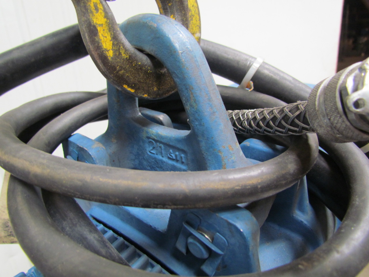 Demag DKES 5500K V2 DI 1100LB Electric Chain Hoist 460V 3PH 16'Lift 11