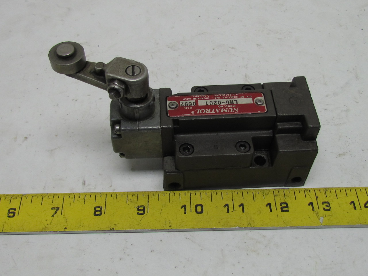 Numatrol LR50201 Limit Valve w/Rotary Actuator 1/8" NPT Ports Line
