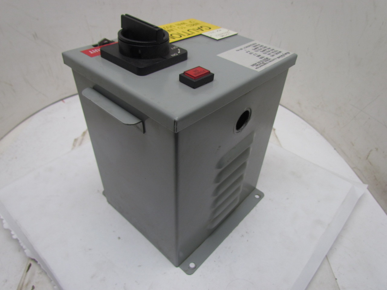 DayKin MDGTB05 A560 Transformer Disconnect Switch 1000VA 480V Pri 120V