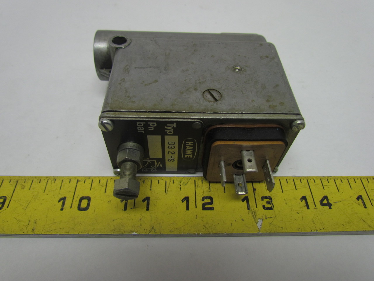Hawe DG 2HS ElectroHydraulic Pressure Switch 100500 Bar Pressure 1/2