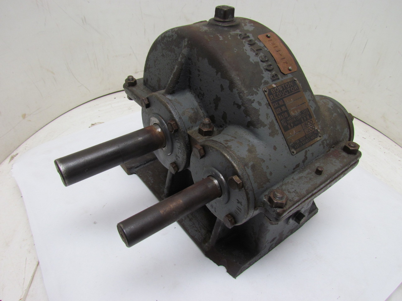 Boston 369381 Speed Reducer Gearbox 5.91 Ratio 1.5 HP 1800 RPM