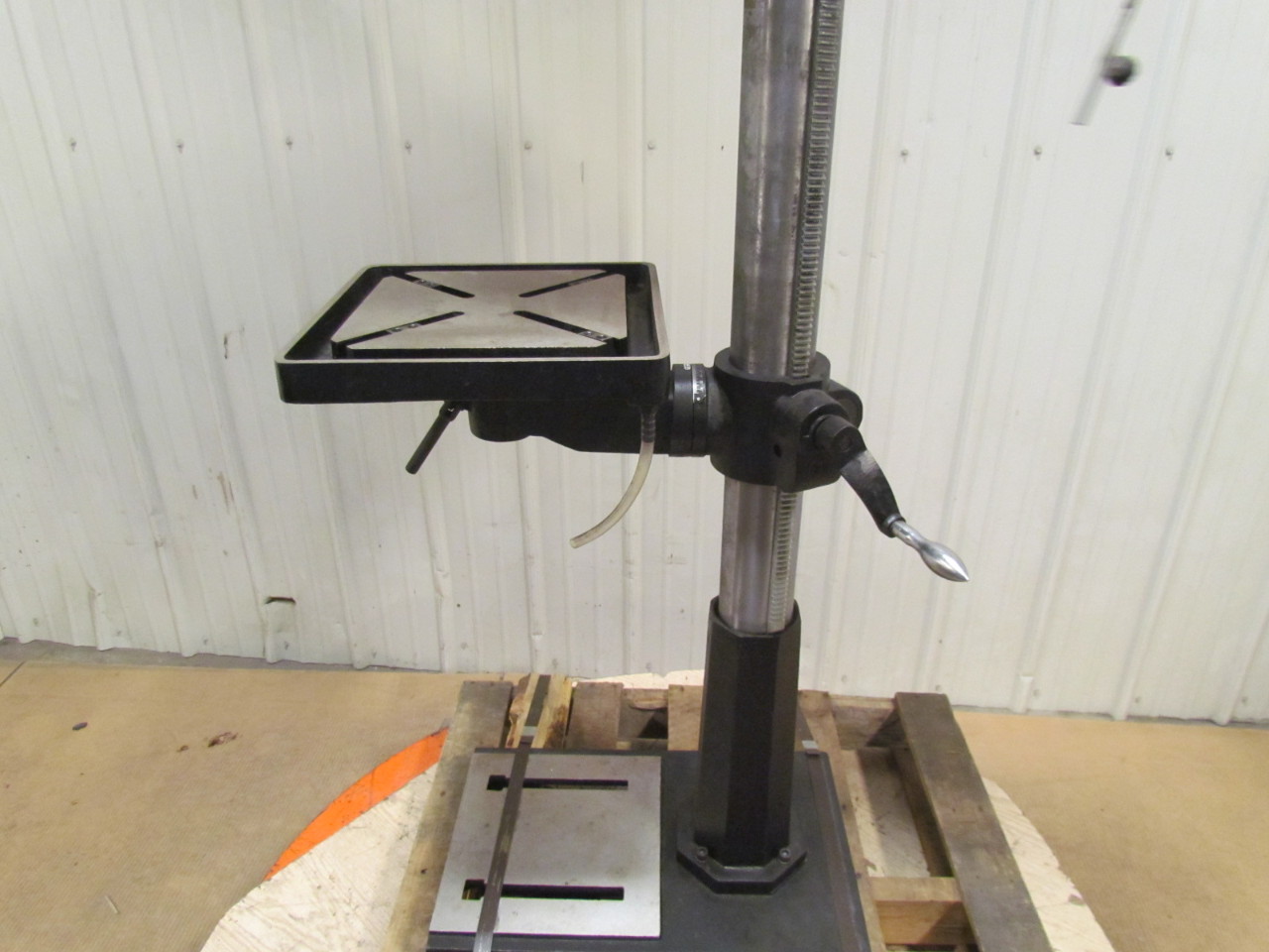 DAYTON 3Z918F 17" Standing Drill Press 3/4 HP 2MT5/8 Chuck 12 Speeds