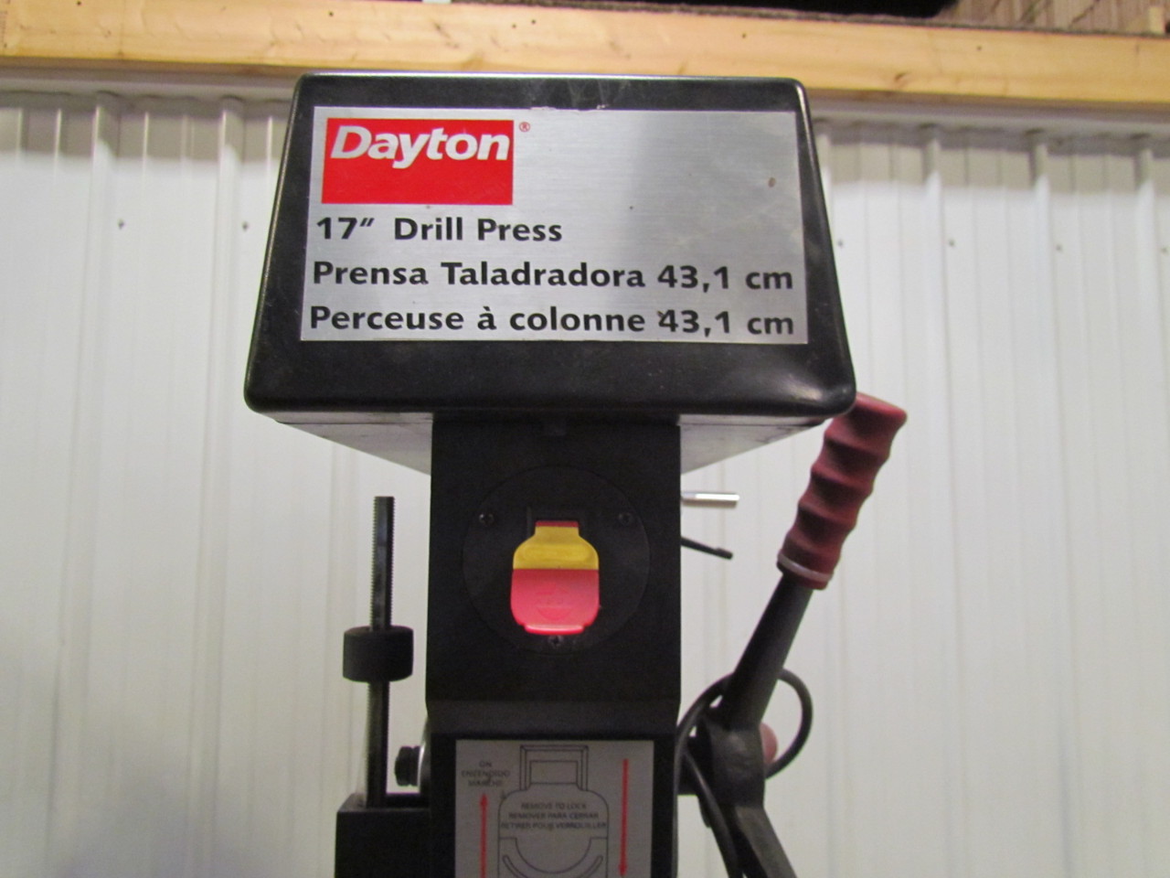 DAYTON 3Z918F 17" Standing Drill Press 3/4 HP 2MT5/8 Chuck 12 Speeds