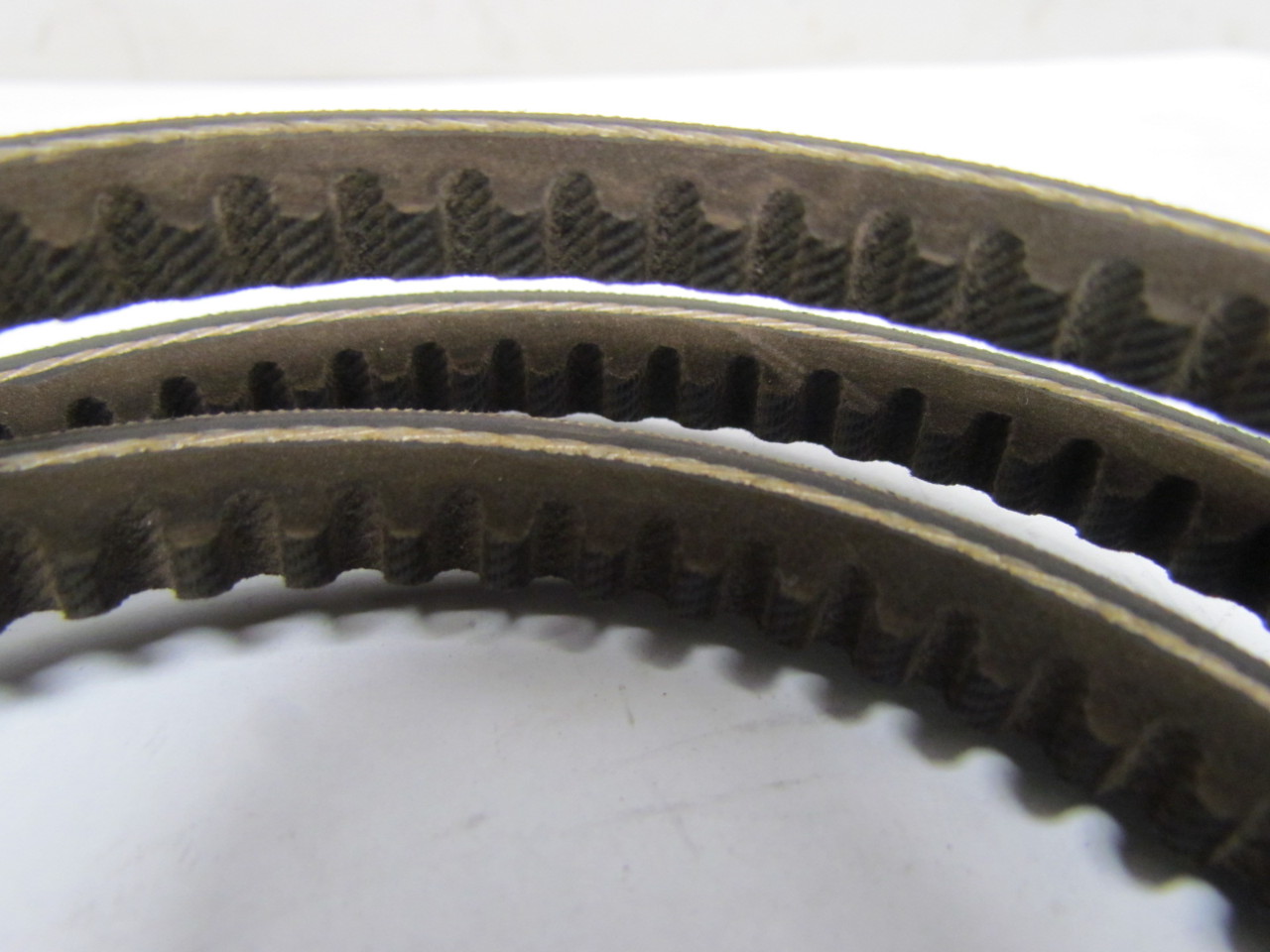 Gates Super HC Vextra 3VX425 Banded Notch VBelt 42"Long 3/8"W 21/64