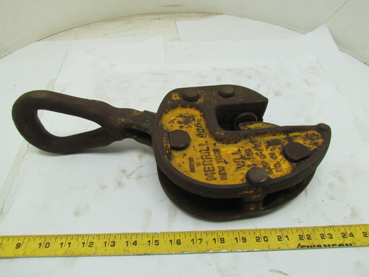 Merrill Bros No 44 4 Ton 8000LB Plate Lifting Clamp 011/2" Grip Capacity