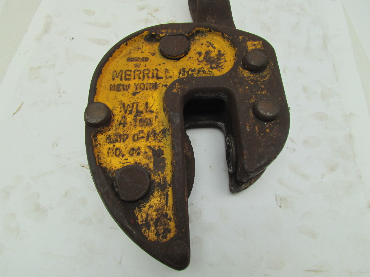 Merrill Bros No 44 4 Ton 8000LB Plate Lifting Clamp 011/2" Grip Capacity