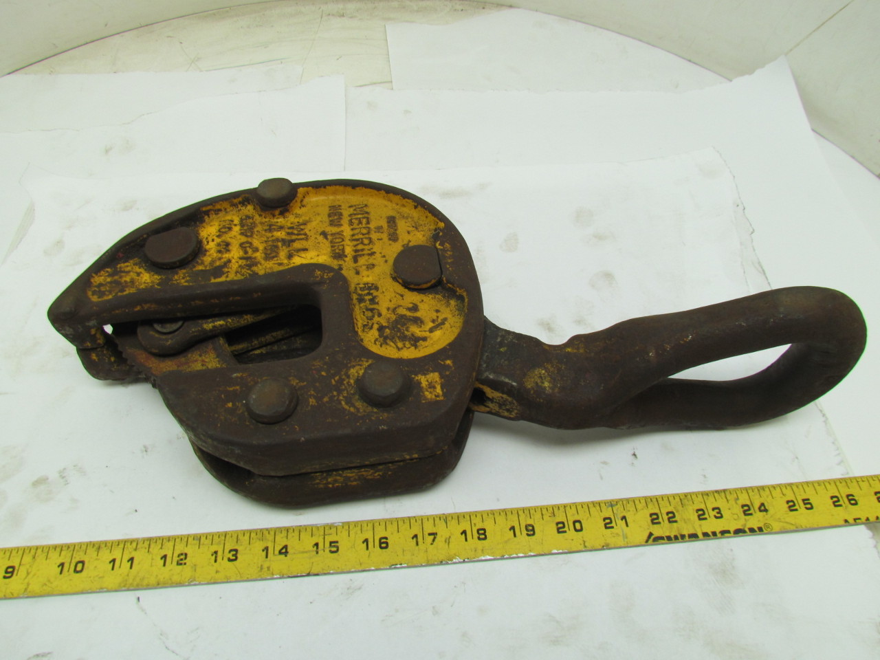 Merrill Bros No 44 4 Ton 8000LB Plate Lifting Clamp 011/2" Grip Capacity