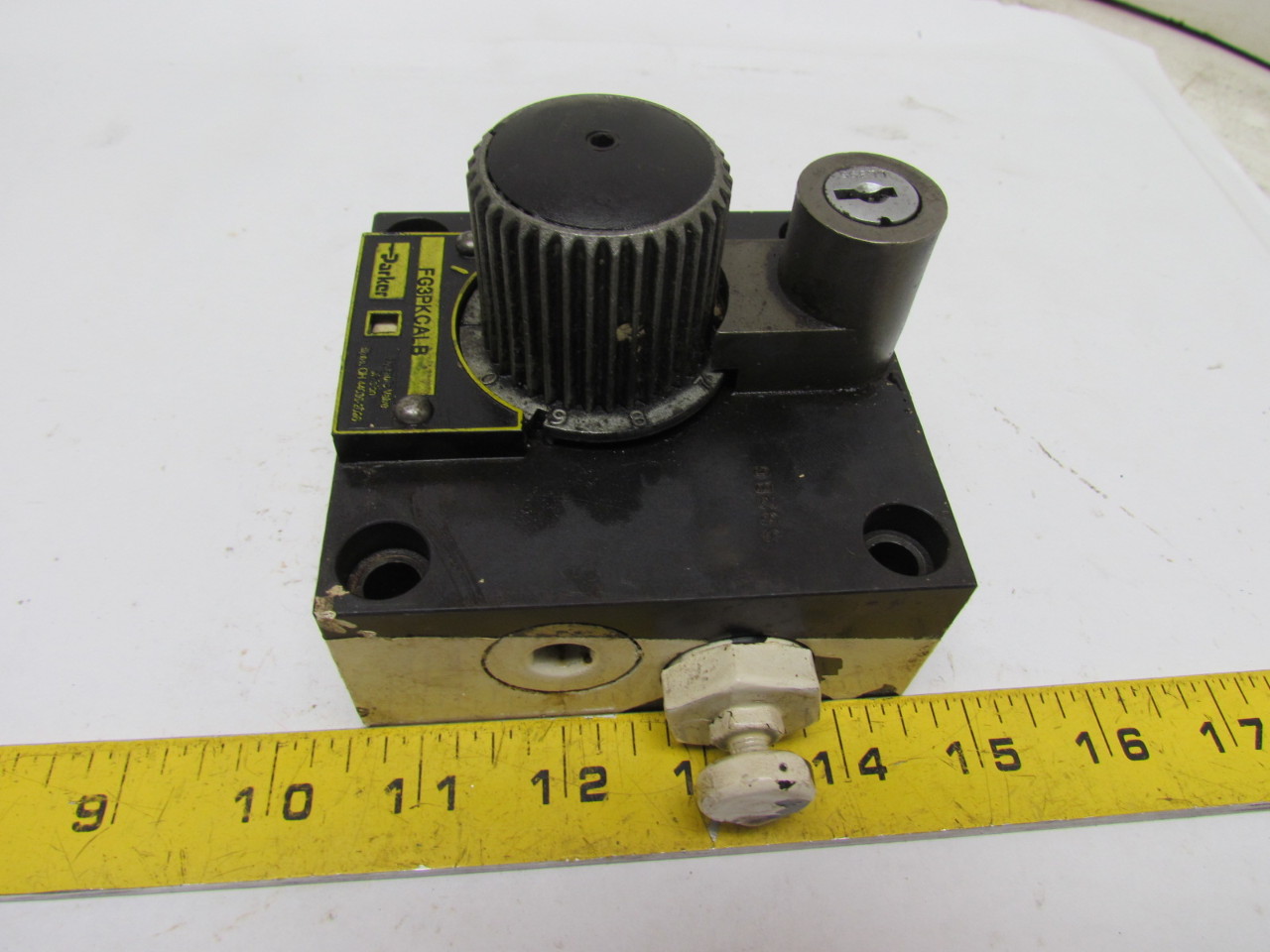 Parker Hydraulics FG3PKCALB Locking Flow control Valve No Key eBay