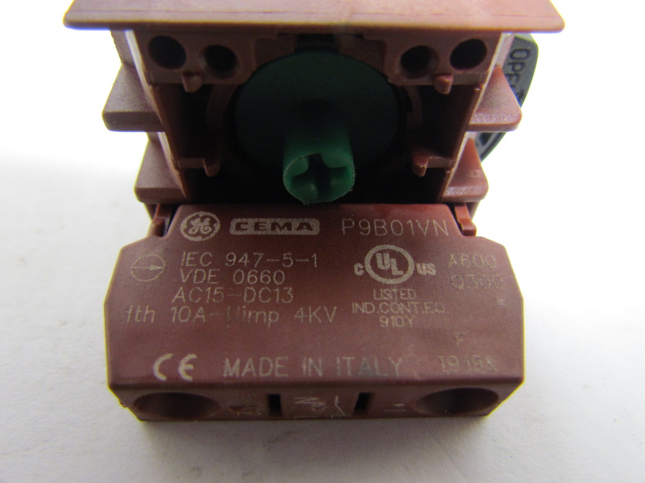 General Electric Cema Red Push Button Estop Twist Unlock P9BO1VN