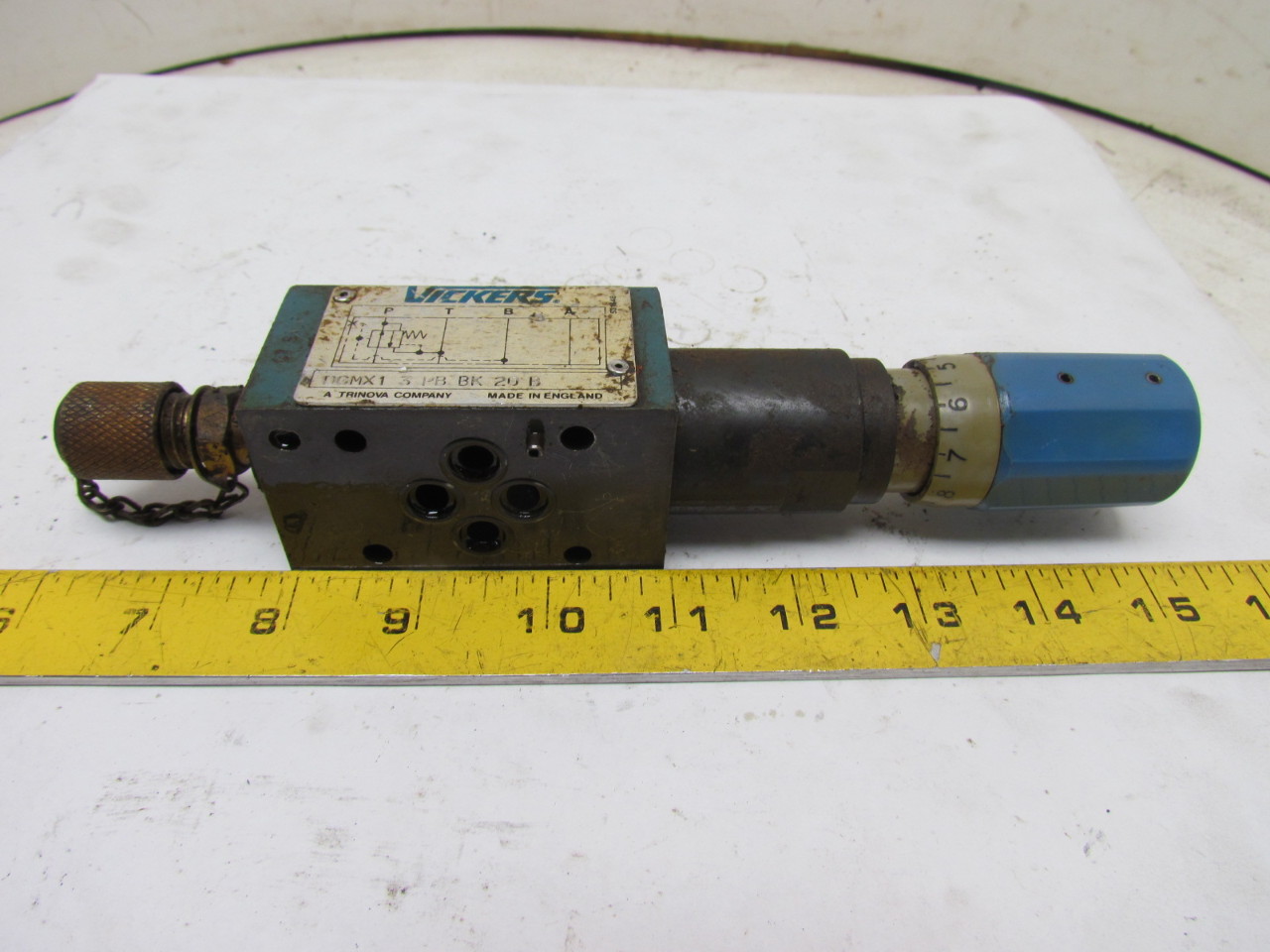 Vickers DGMX1 3 PB BK 20 B Pressure Reducing Hydraulic Valve Keyed