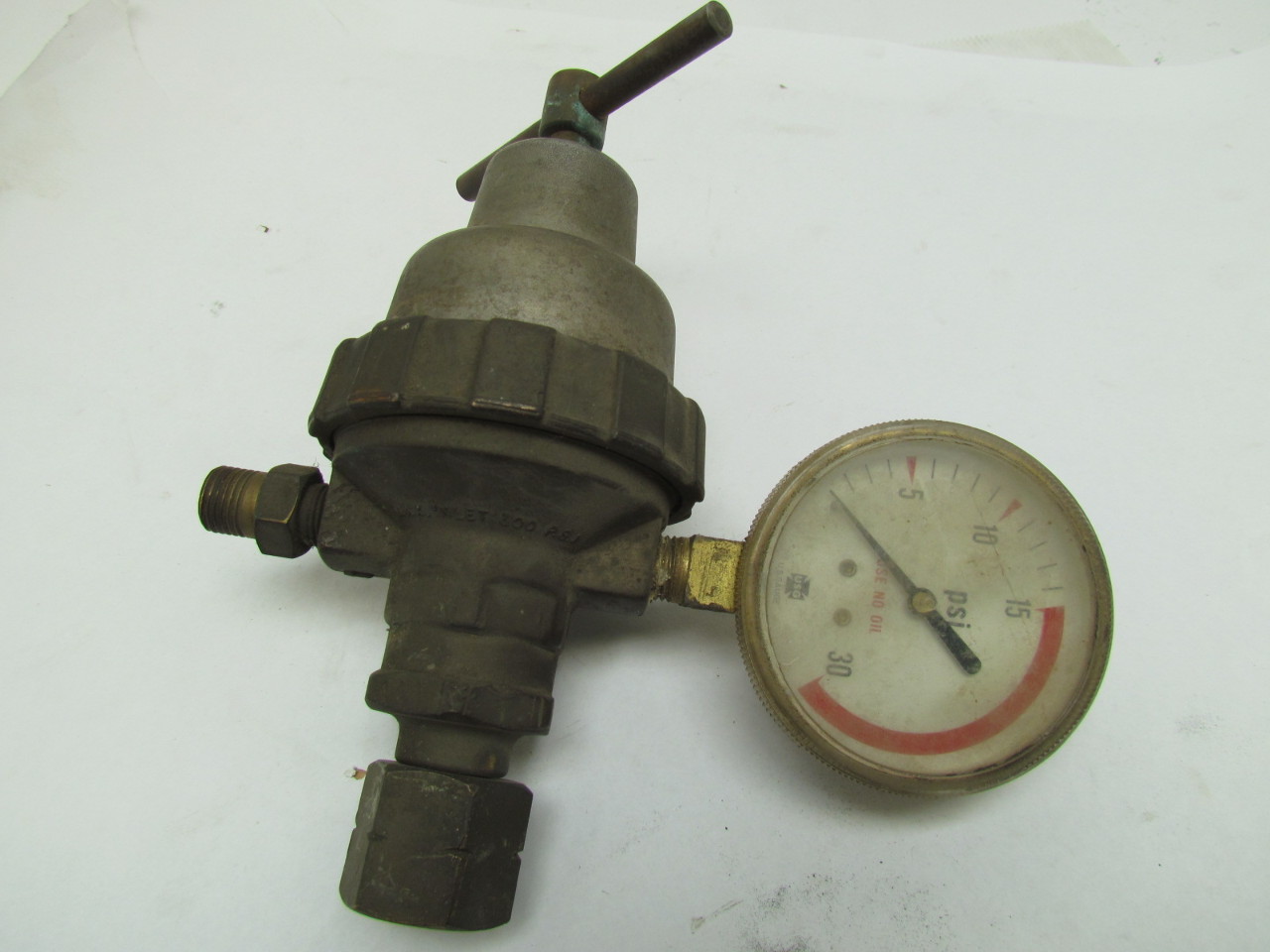 Airco 8069951 Oxygen & Acetylene Cutting Torch Regulator Station Set of 2 eBay