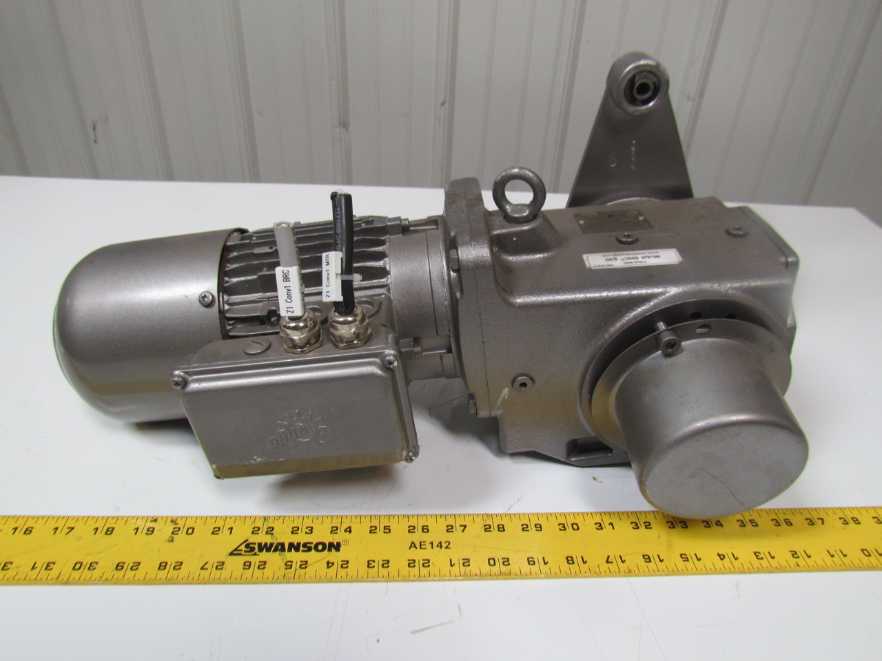 Nord SK92372AZDSH Right Angle Hollow Shaft Bevel Gearbox Speed Reducer