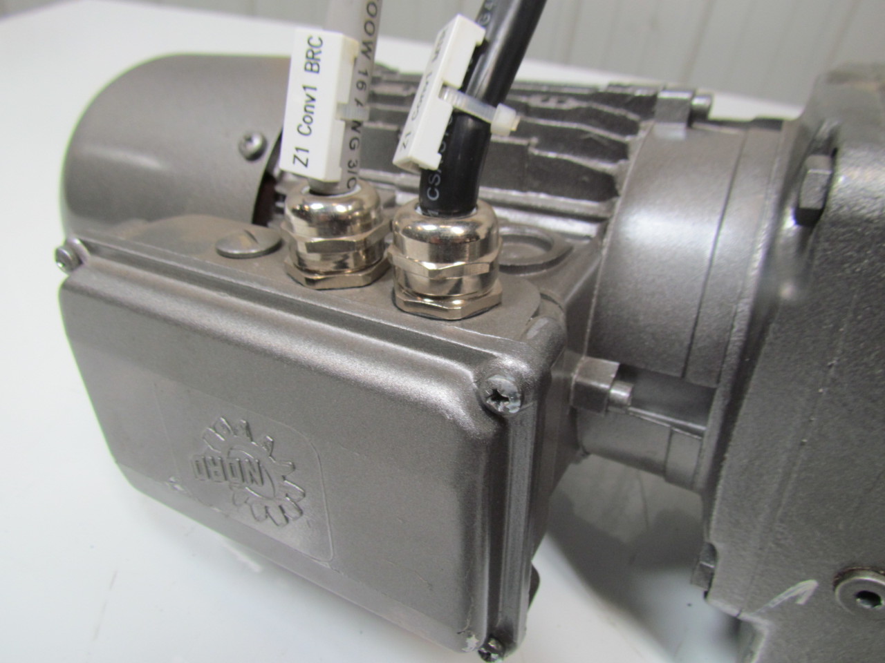 Nord SK92372AZDSH Right Angle Hollow Shaft Bevel Gearbox Speed Reducer