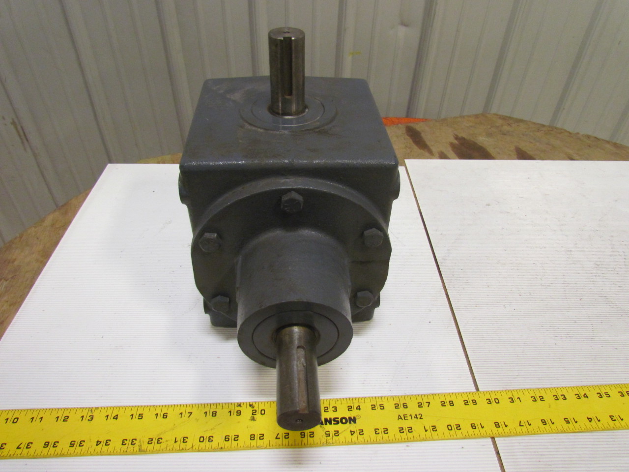 Right Angle Bevel Gear 21 Ratio Gearbox Speed Reducer eBay