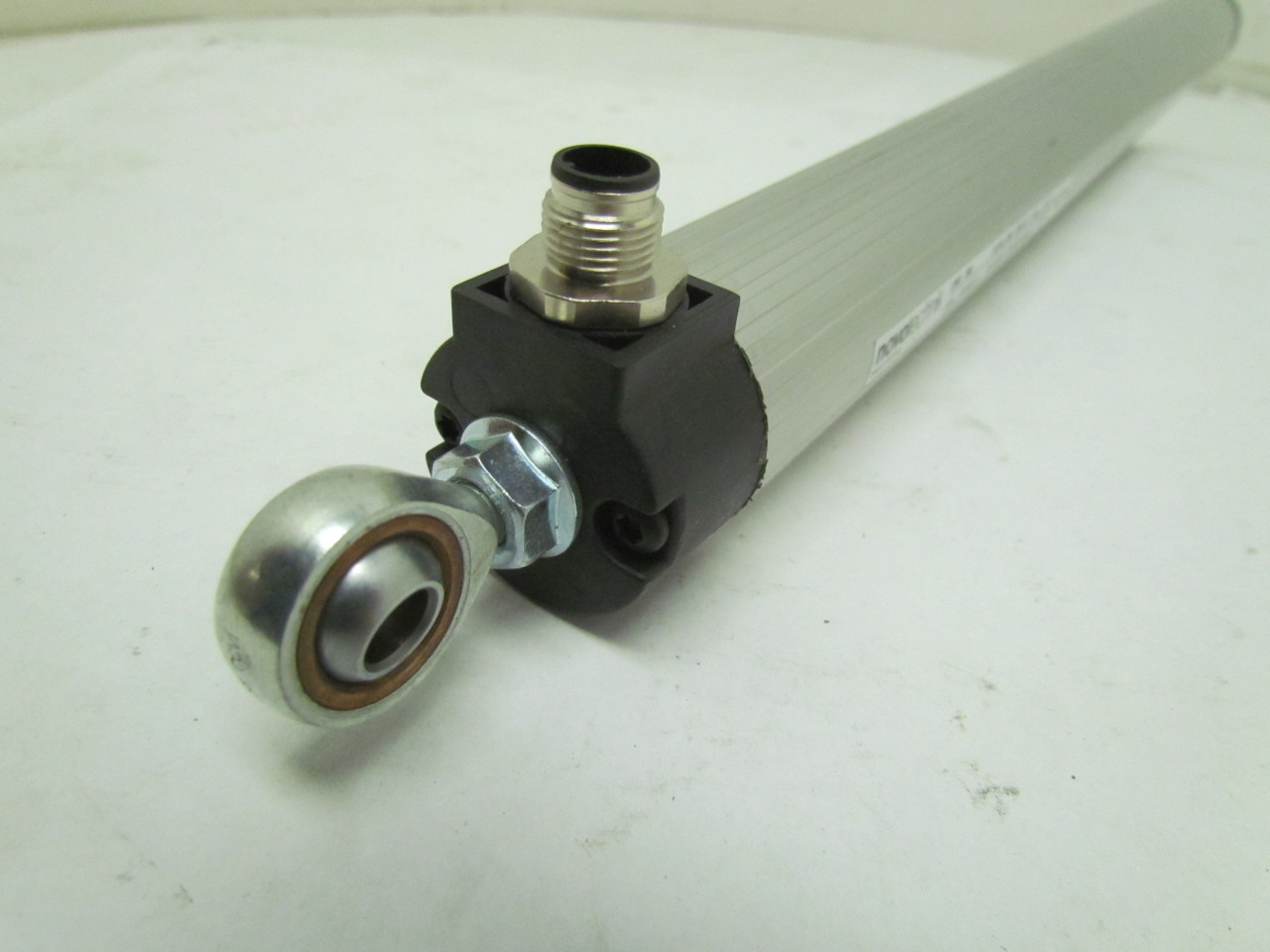 Novotechnik LWG 300 Position Transducer Linear Sensor 4Pin 300mm Stroke