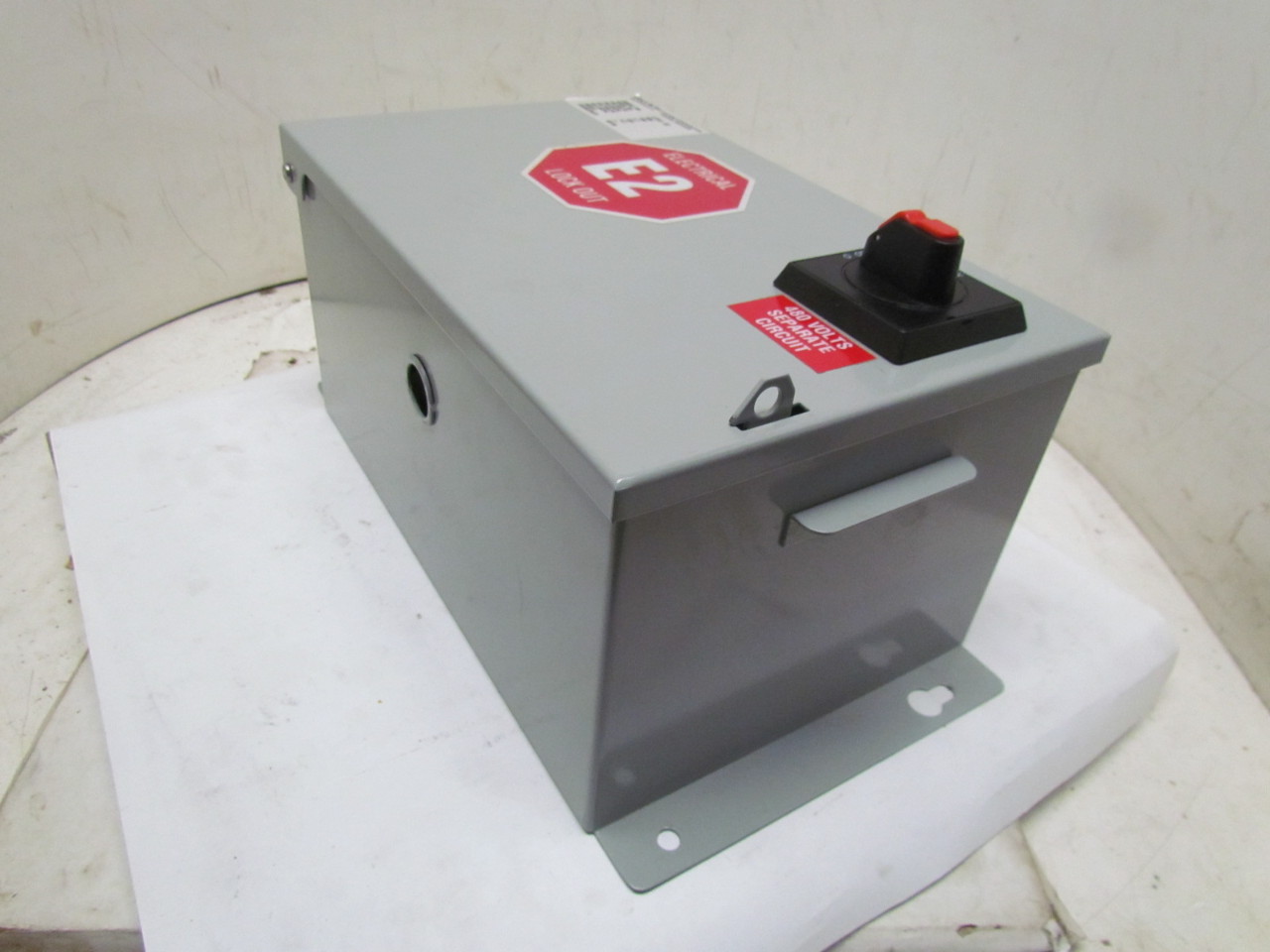 LTFS07 DKN200A Transformer Disconnect Switch Enclosure 500VA 480120V