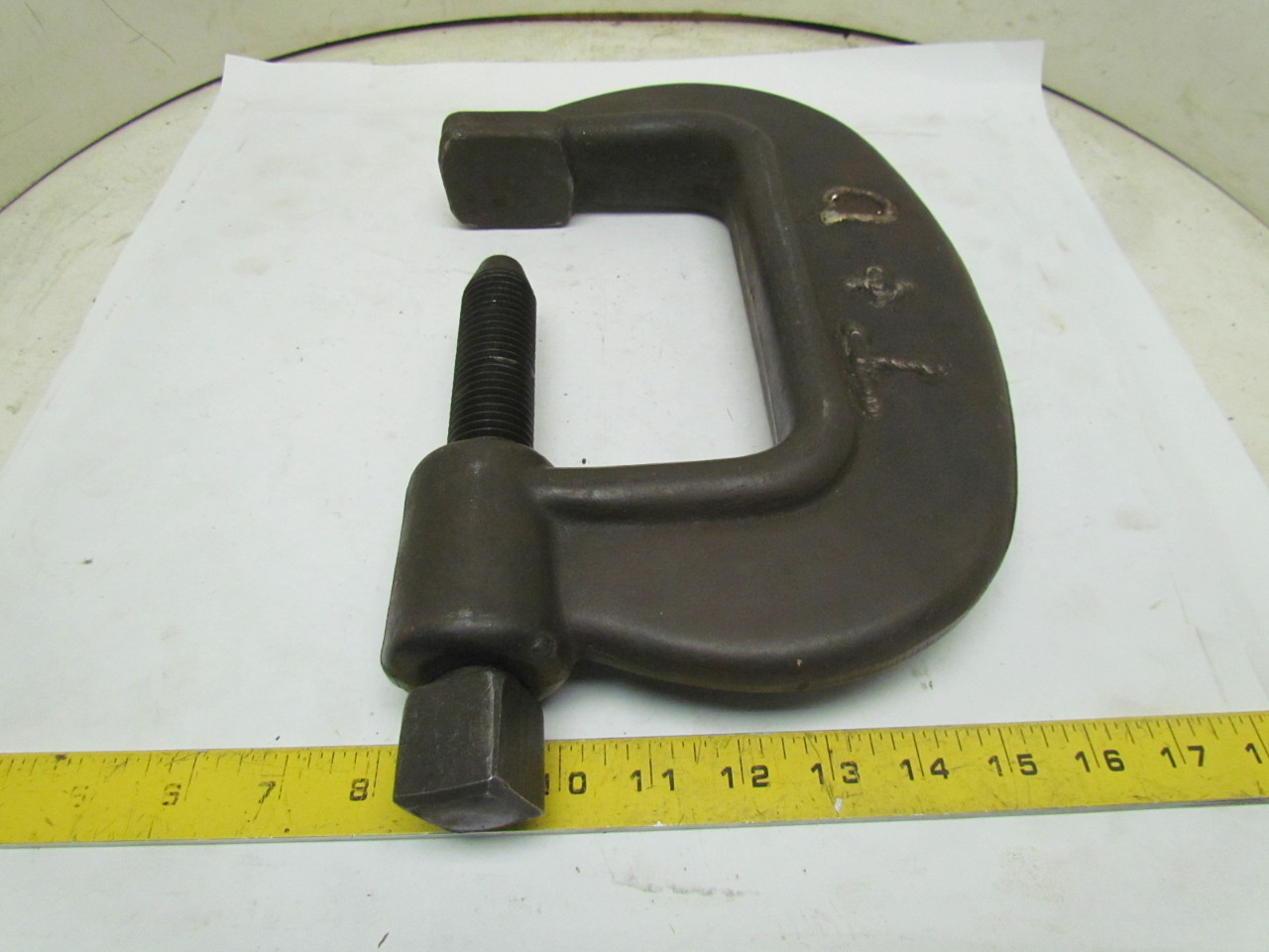 Armstrong HeavyDuty Steel CClamp 21/2" to 65/8" Opening 31/4