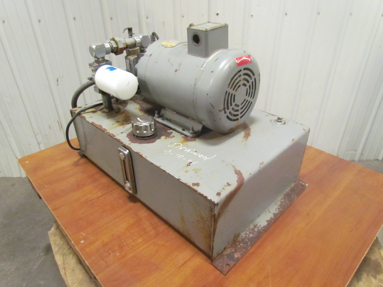 Vickers V101P7P1C20 Pump 10HP Hydraulic Power Unit 4Way Control Valve