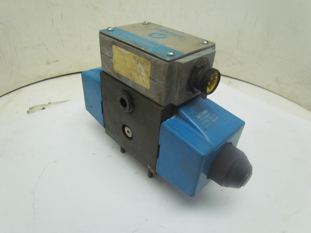 Vickers PA5DG4S4W016CB60 Reversible Hydraulic 4Way Directional