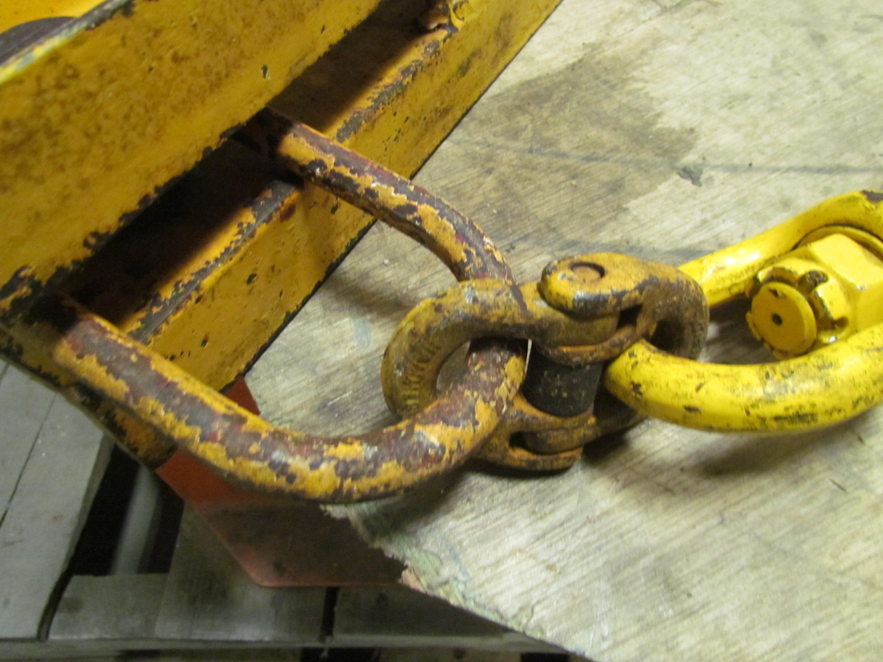 Brehob FIX 158 2500 Lb Capacity 45" Lifting Beam Spreader Bar w/Swivel