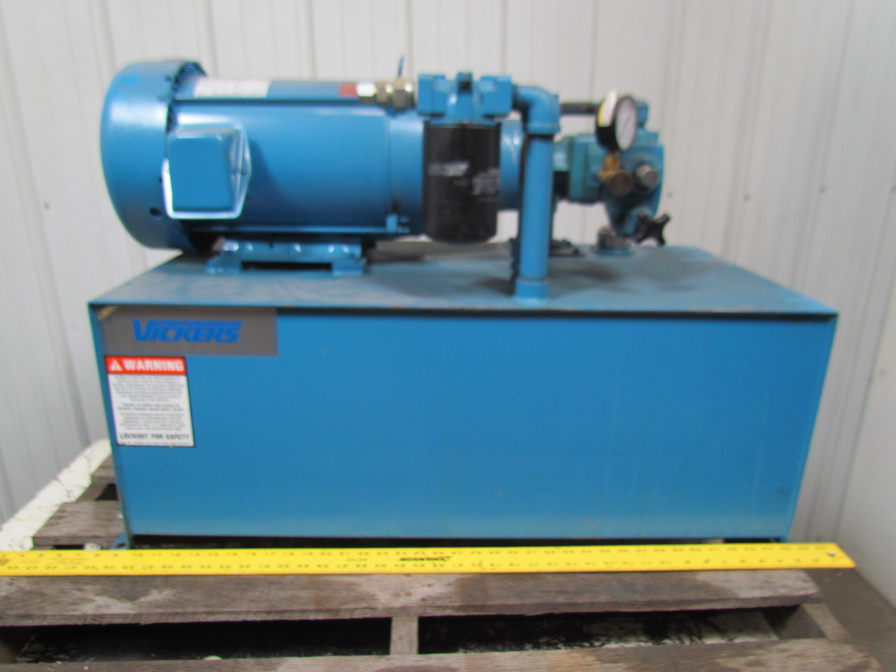 Vickers V201P7P1D11 Fixed Displacement 30 Gal Hydraulic Power Unit