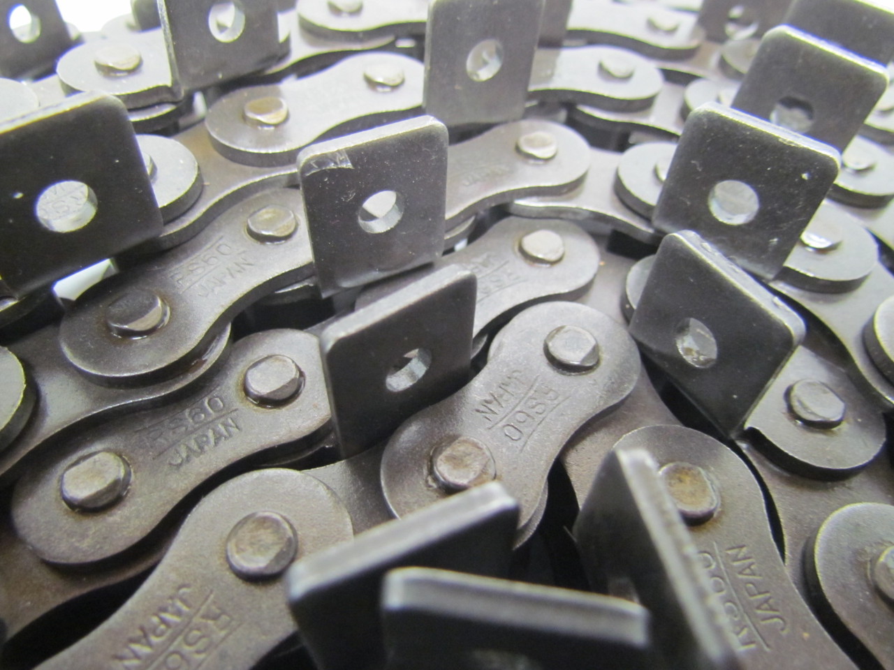 Tsubaki RS603LA1 No 60 Roller Chain 10' 9"L A1 Attachment Riveted