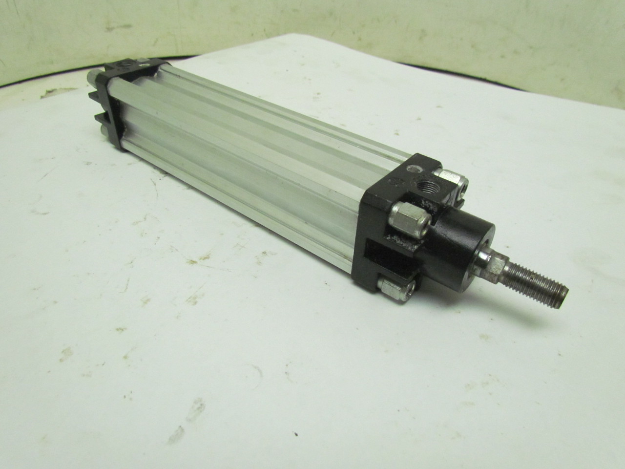 Pneumax Pneumatic Air Cylinder 32mm Bore 125mm Stroke Piston