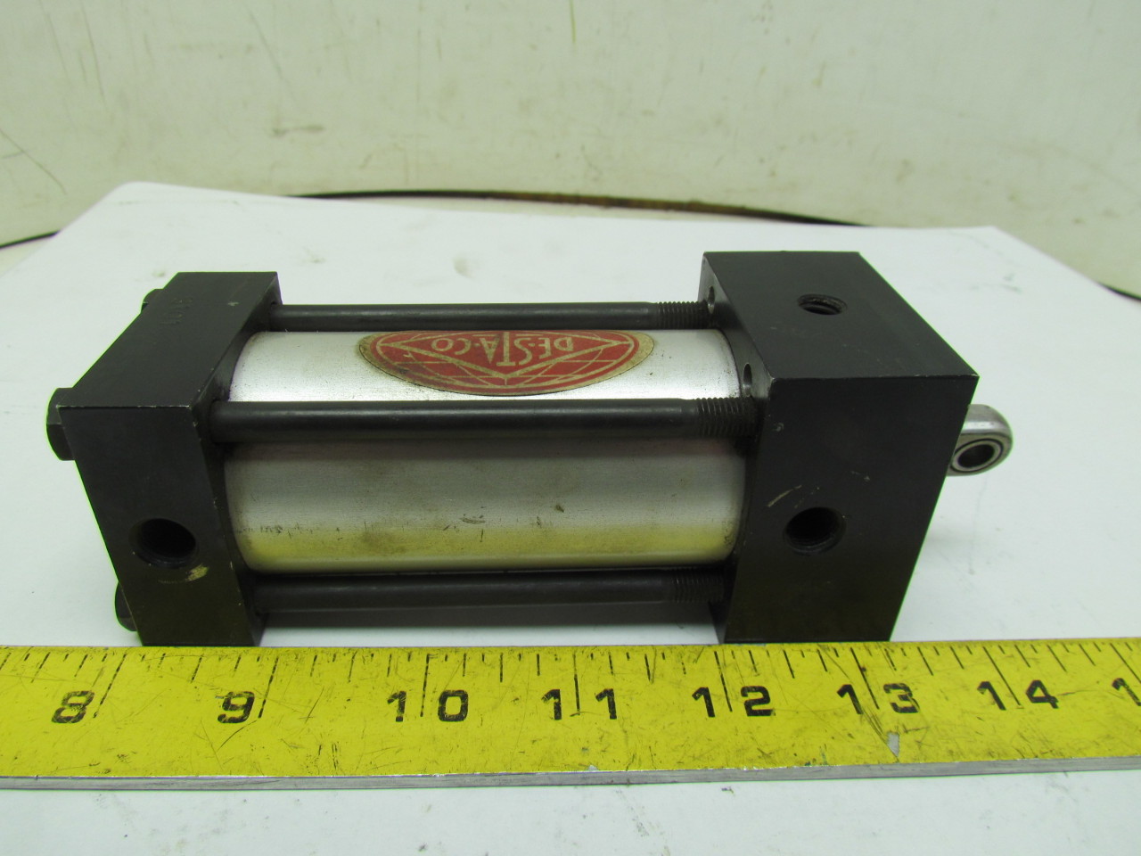 Destaco Pneumatic Air Clamping Cylinder 11/2" Bore 23/8" Stroke